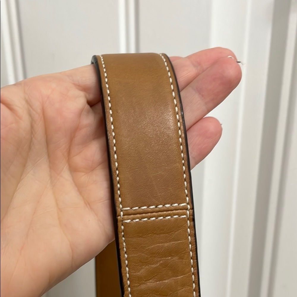 Coach Brown and Tan Crossbody Bag with Signature Style - Picture 8 of 11